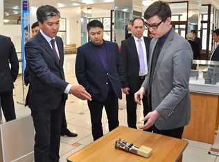 Павлодарские студенты встретились с представителями Фонда «Даму»
